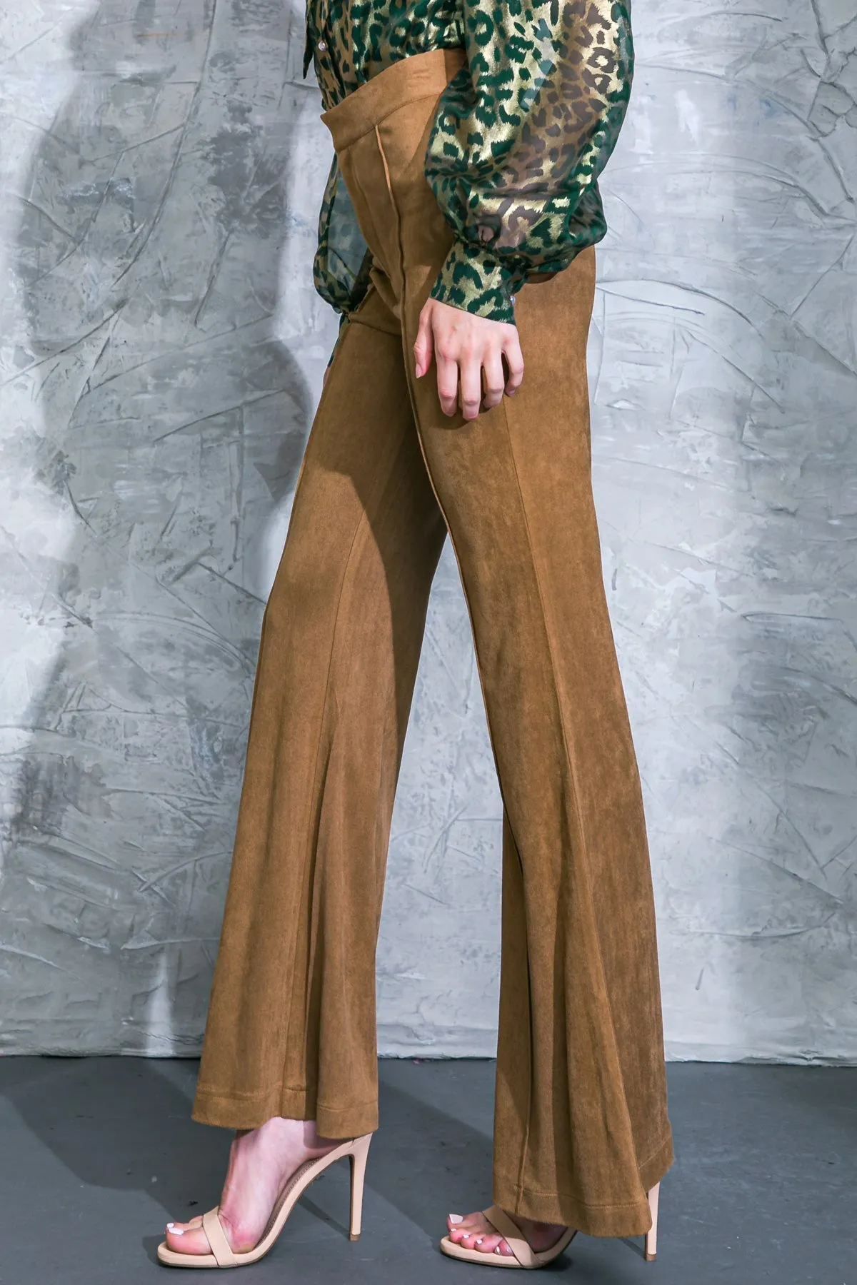 BREEZY BEAUTY SUEDE PANTS