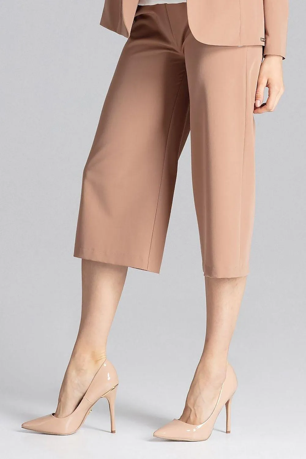 Elegant 7/8 Wide-Leg Trousers for Women with Chic Design