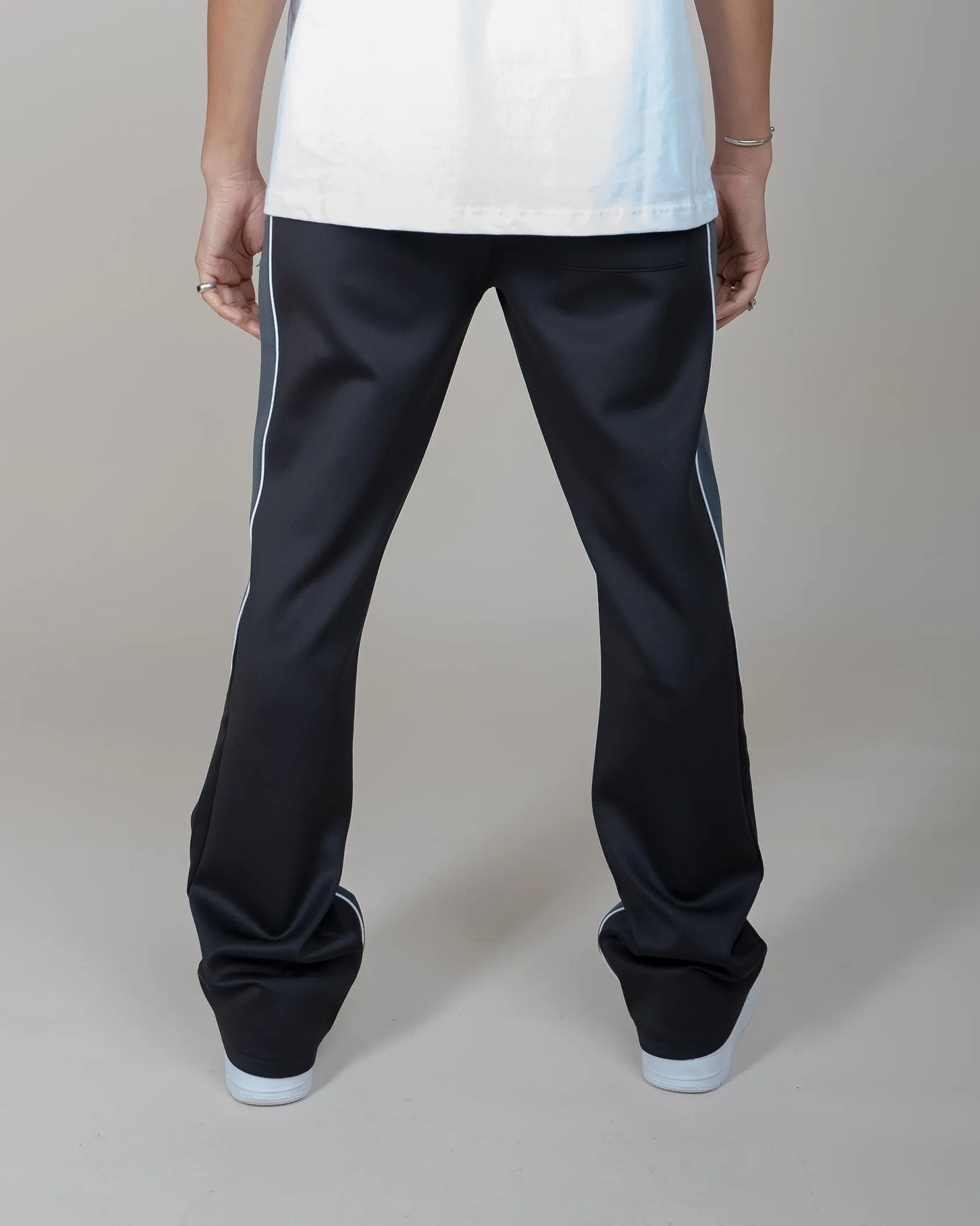 EPTM TWISTED TRACK PANTS-BLACK