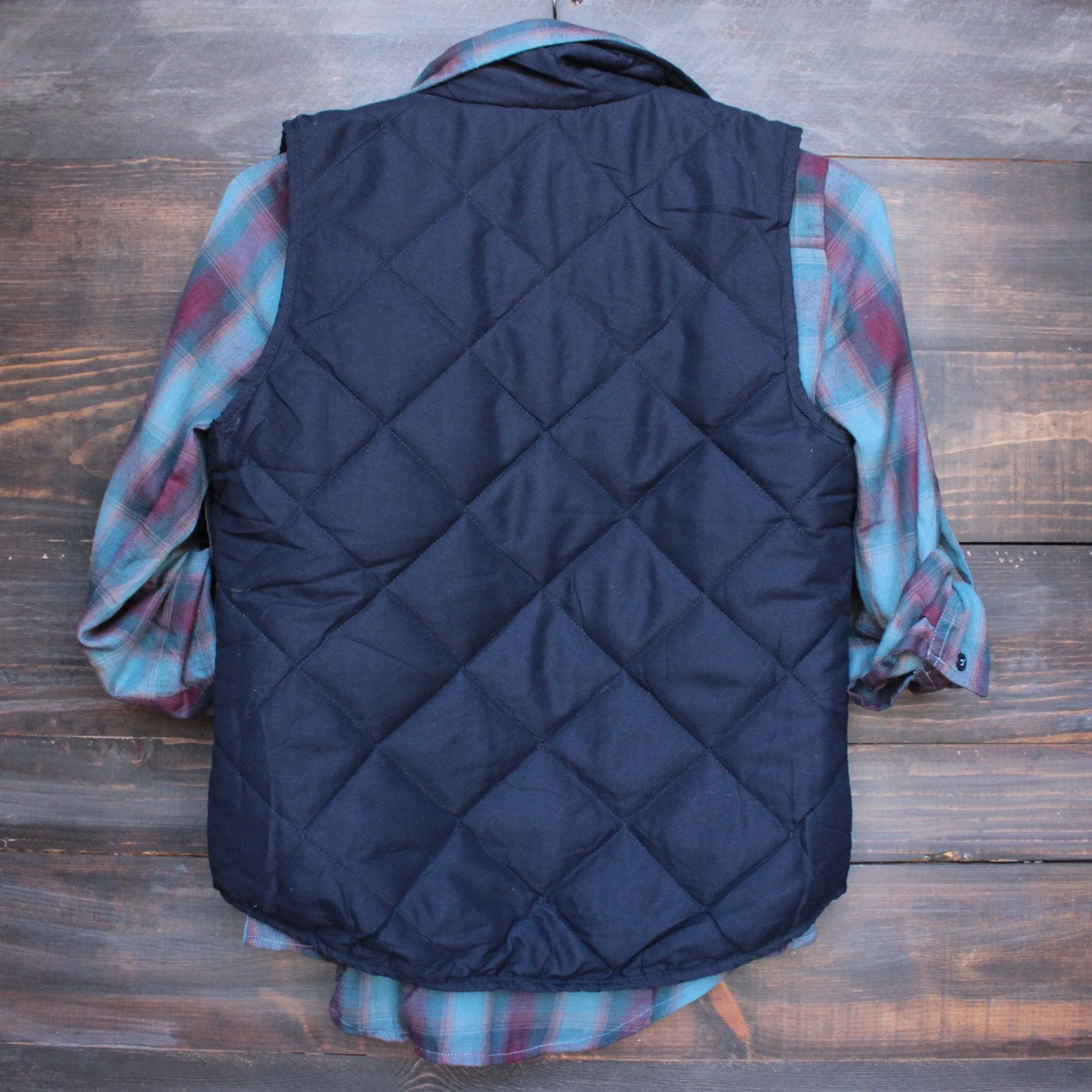 Final Sale - City Strut Quilted Puffer Vest - Navy