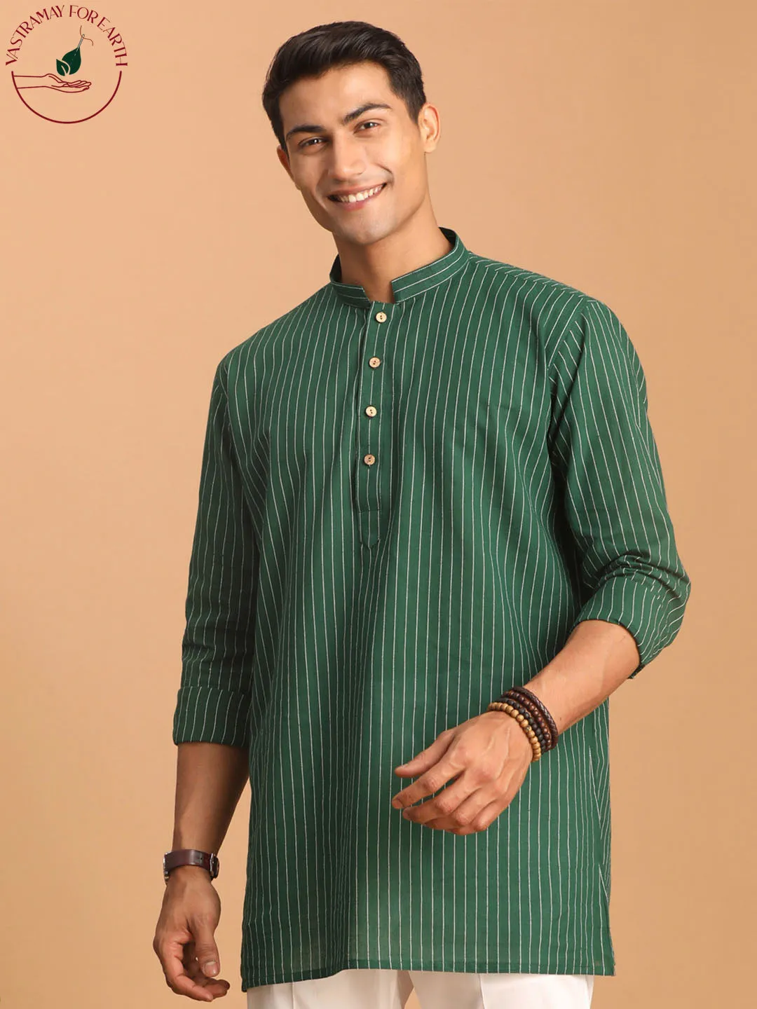 SHVAAS By VASTRAMAY Men's Green Striped Cotton Short Kurta