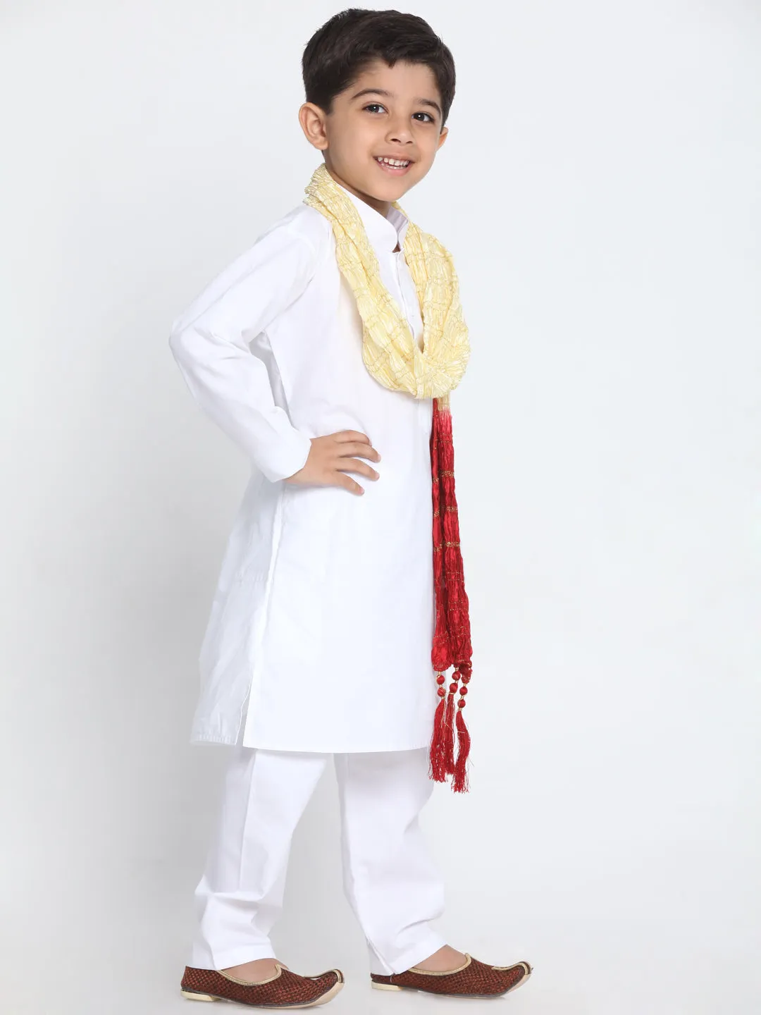 Vastramay Pure Cotton White Baap Beta Kurta Pyjama And Dupatta Set